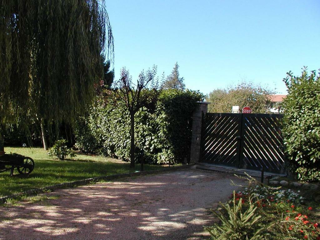 Ca' Dal Matt Hotel Borgo Ticino Luaran gambar